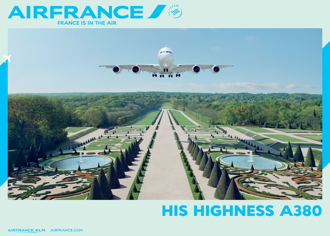 В серии рекламных принтов, агентство BETC решило внести ретро-нотку в современную роскошь Air France
