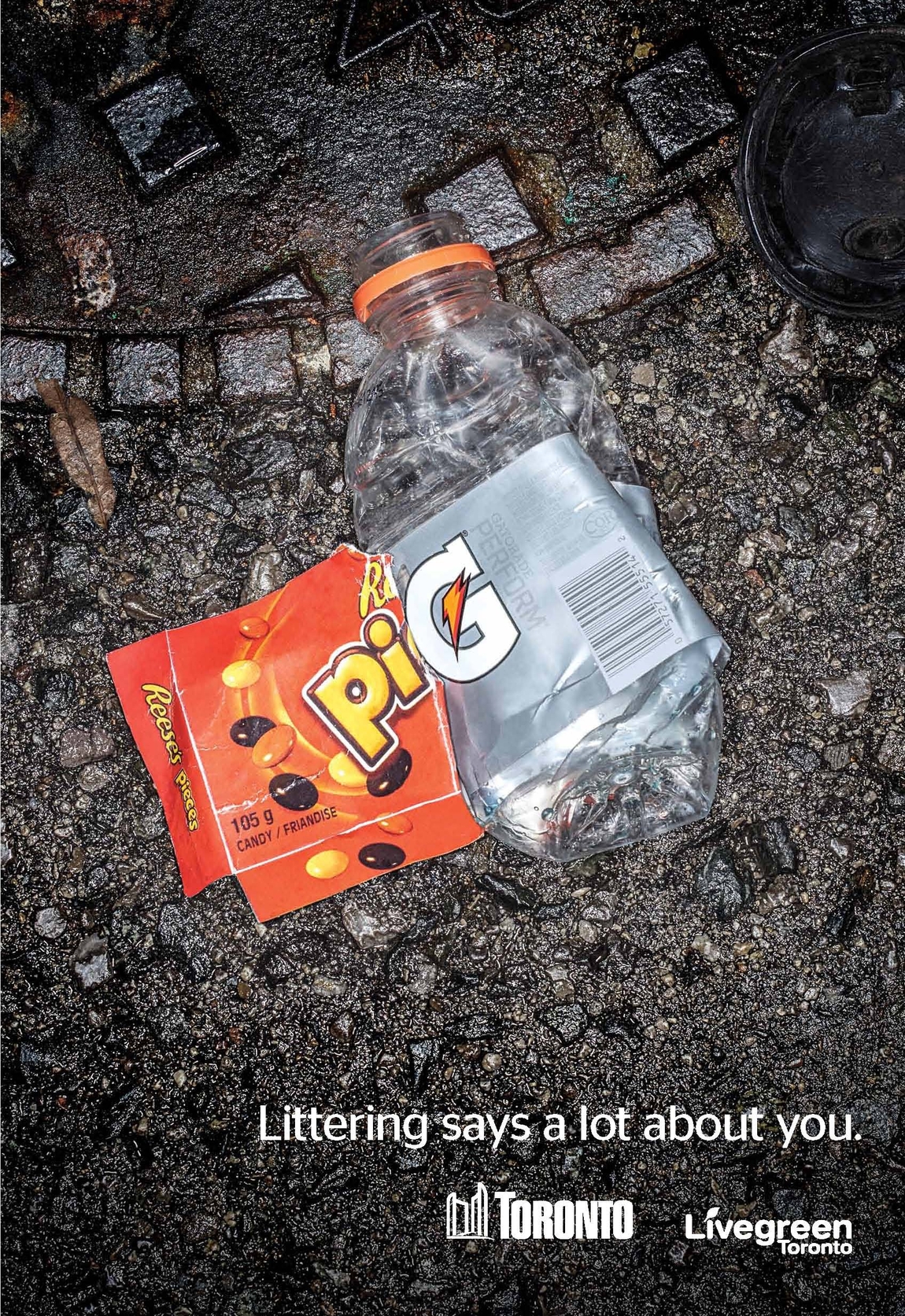 Livegreen Toronto запустили рекламную кампанию, которая призывает жителей не оставлять мусор на улицах.