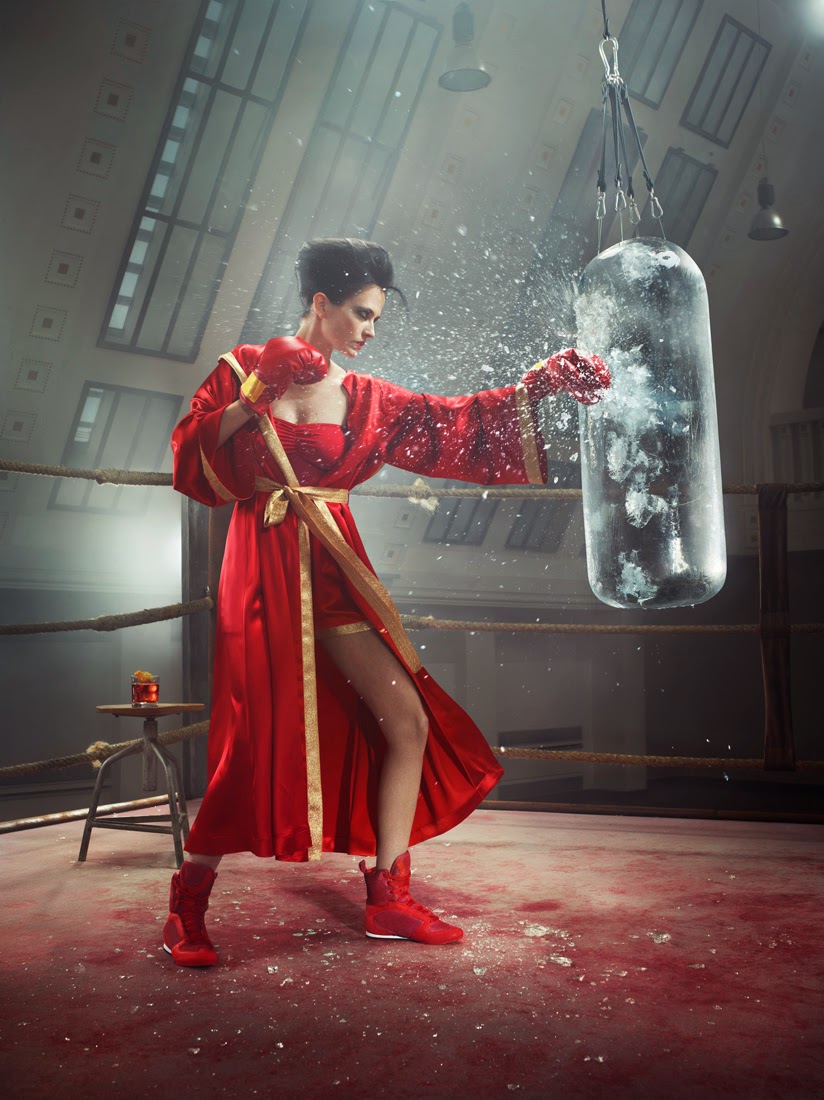 Бренд Campari выпустил 16-й ежегодный календарь с Евой Грин.