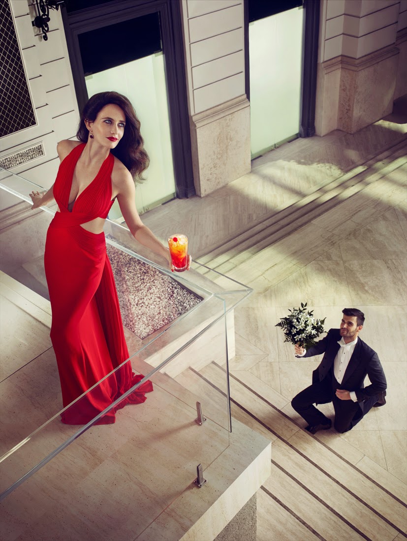 Бренд Campari выпустил 16-й ежегодный календарь с Евой Грин.