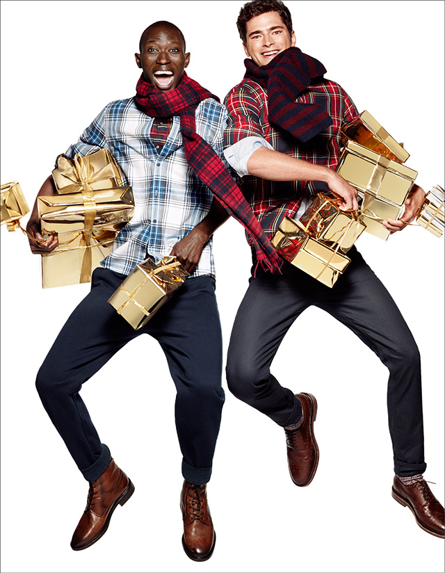 В Сети появилась рождественская рекламная кампания H&M с Леди Гагой и Тони Беннетом в главных ролях