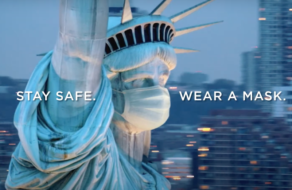 На Статую Свободы надели маску в социальном ролике