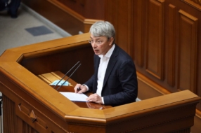 Александр Ткаченко стал новым министром культуры и информационной политики