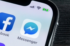 Facebook добавил функцию переключения между личным и бизнес- аккаунтами в Messenger