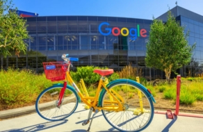 Сотрудники Google будут работать на удаленке до июля 2021