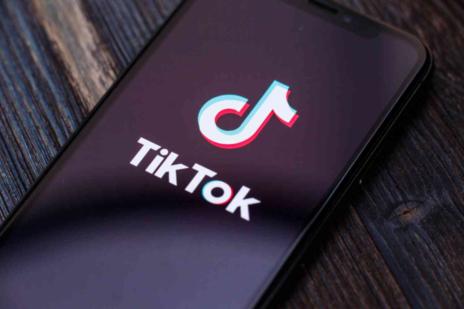 Walmart объединился с Microsoft для покупки TikTok в США