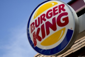 Burger King попросил делать заказы в McDonald’s в новой кампании