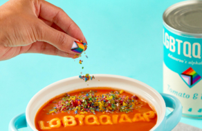 Deliveroo создала алфавитный суп в поддержку ЛГБТ+