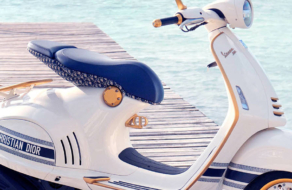 Dior и Vespa представили идеальный скутер для модных путешествий