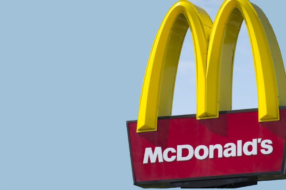 McDonald&#8217;s во Франции начал продавать воду в стаканах из-под крана