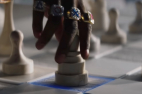 Sony PlayStation превратил город в шахматную битву в новом ролике