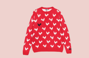 KFC выпустил рождественский свитер, вдохновленный принцессой Дианой