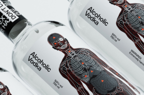 Честная упаковка для водочного бренда рассказывает о негативных последствиях употребления алкоголя