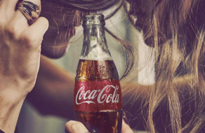 Coca-Cola отказывается от рекламы во время Super Bowl второй год подряд