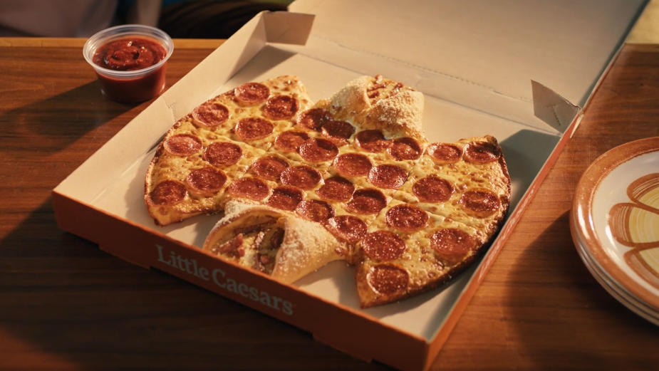 Little Caesars выпустили пиццу, вдохновленную «Бэтменом»