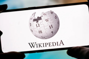 Росіяни масово завантажують Вікіпедію