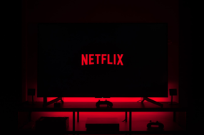 Netflix видалив свою програму з App Store та Google Play в росії
