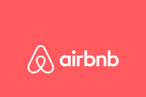 Airbnb скасовує бронювання квартир іноземцями в Україні