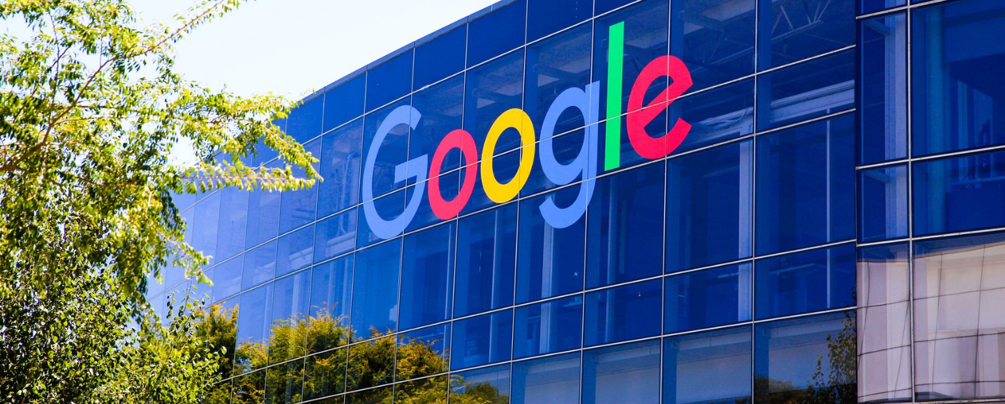 Google почав переводити своїх співробітників із російського офісу