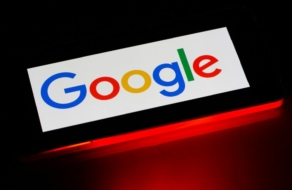 Google дозволяє видаляти контактні дані з пошуку