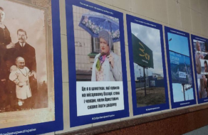 «Укрзалізниця» влаштувала виставки мемів на вокзалах