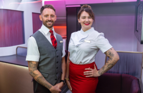 Virgin Atlantic дозволила бортпровідникам демонструвати татуювання