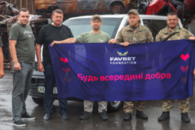 Favbet Foundation передав броньований автомобіль для потреб українських захисників