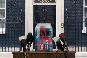 У Великобританії випустили пиво для святкування відставки Бориса Джонсона