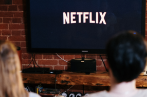 Netflix вирішив приборкати звичку користувачів ділитися паролями