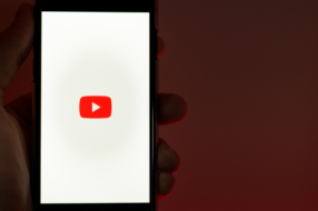 YouTube блокуватиме та видалятиме відео з неправдивими відомостями про аборти