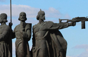Креативники уявили, що було б, якби українські пам&#8217;ятники були озброєні