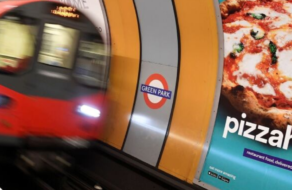 Кількість людей із ожирінням зменшилася через заборону реклами в британському метро