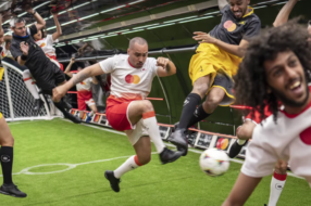 Mastercard встановив світовий рекорд, провівши футбольний матч в умовах невагомості
