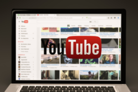 YouTube тестує збільшення кількості реклами перед відео, яку не можна пропутисти