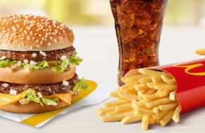 Завтра McDonald’s Україна відкриє перші три ресторани