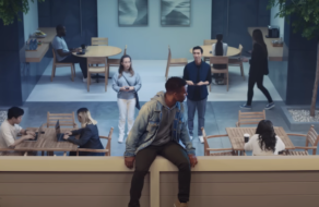 Samsung пожартував над Apple у новому ролику