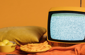 «Холостяк», «Єдині новини» та інше: як українці дивилися телебачення та які телеканали