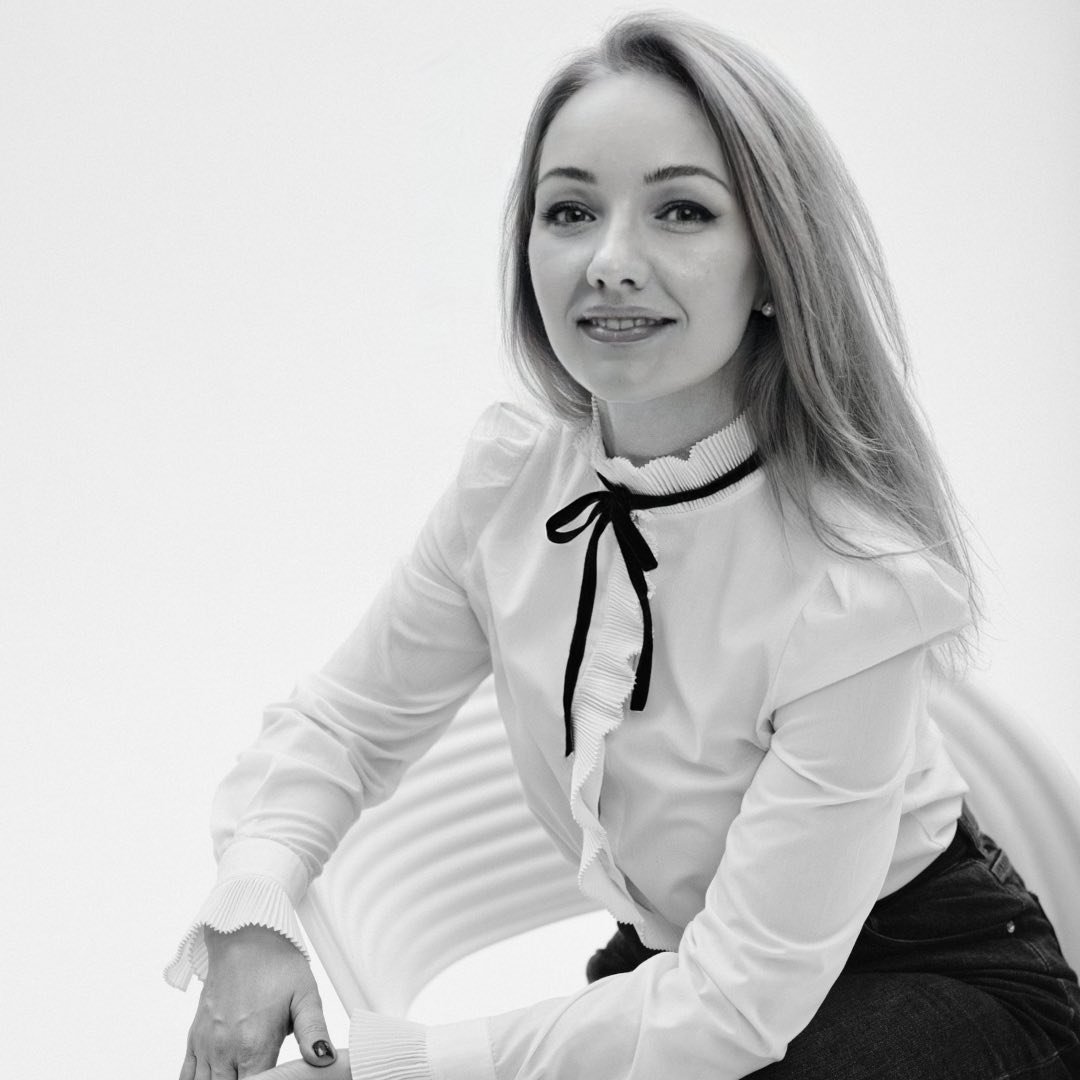 Олена Ніколаєнко