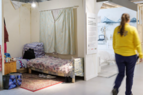 IKEA перетворила магазини у місця проживання бездомних