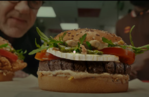 Шеф-повар со звездой Мишлен разозлил клиентов и работников Burger King
