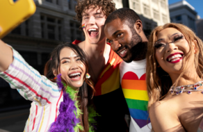 «Надо быть готовым к обратной реакции»: маркетологи ответили на хейт ЛГБТК+