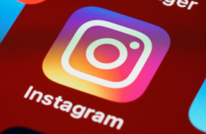 Instagram позволит делиться комментариями в Stories