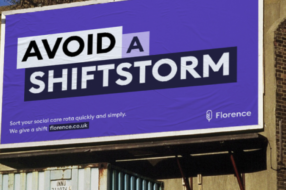«Shift Happens»: билборды обратились к соцработникам, имеющим проблемы с рабочими сменами