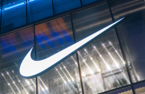 Nike почав продавати вживані кросівки