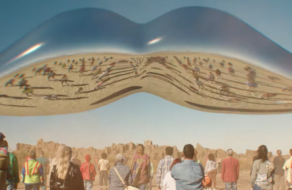 Люди совершили паломничество по пустыне к гигантским усам в ролике в честь Мовембер