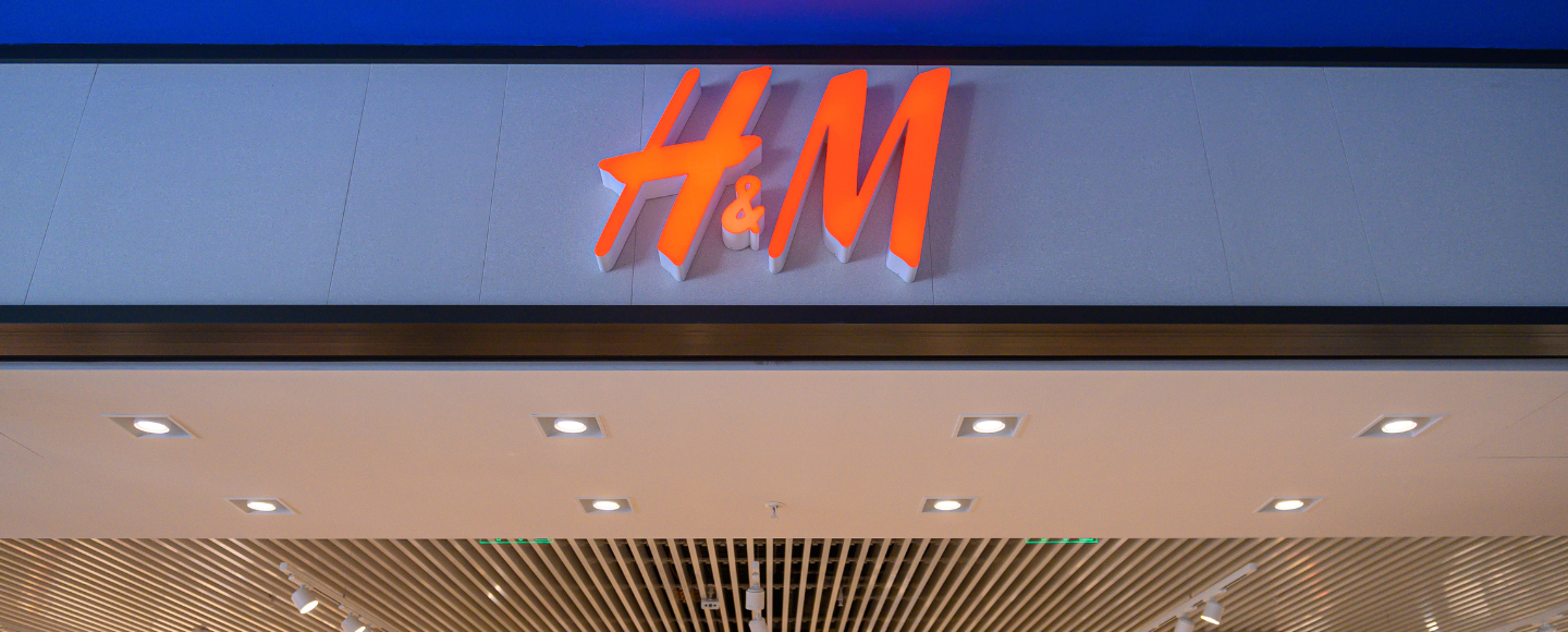 H&M возобновил работу в Украине, открыв магазины в Киеве