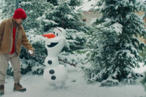 Бої сніжками, Олаф та Йода: різдвяний ролик Lego показав дітям, що гра є їх суперсилою