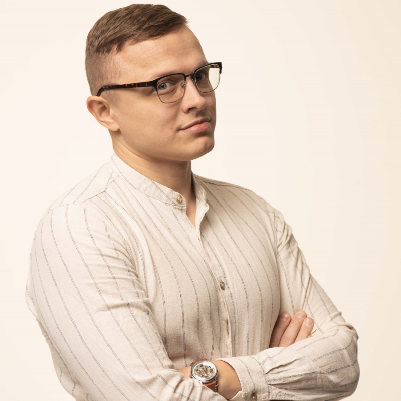 Євген Пожарський