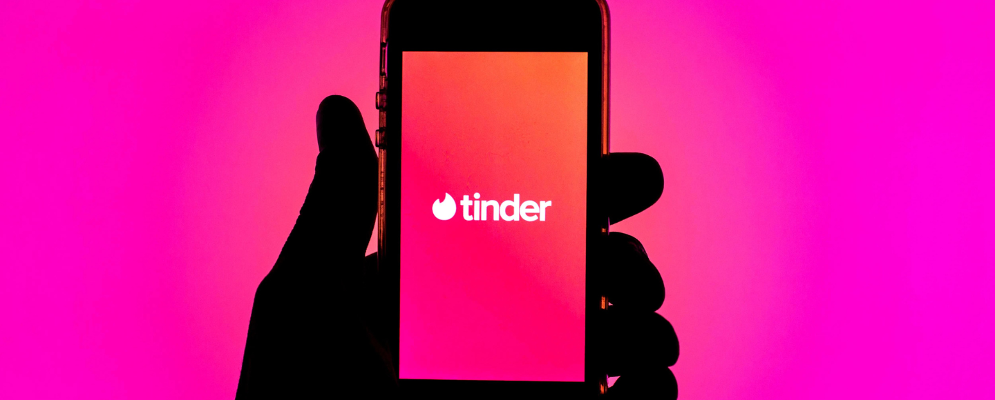 Tinder припиняє роботу в білорусі через КДБ