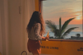 Corona перетворить вікна з видом на захід сонця на свою рекламу